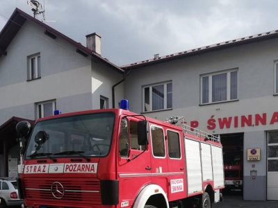 III PISEMNY PRZETARG NA SPRZEDAŻ SAMOCHODU STRAŻACKIEGO - Mercedez-Benz 1219 AF - zdjęcie1