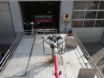 III PISEMNY PRZETARG NA SPRZEDAŻ SAMOCHODU STRAŻACKIEGO - Mercedez-Benz 1219 AF - zdjęcie9