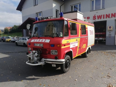 III PISEMNY PRZETARG NA SPRZEDAŻ SAMOCHODU STRAŻACKIEGO - Mercedez-Benz Daimler LF 409 - zdjęcie1