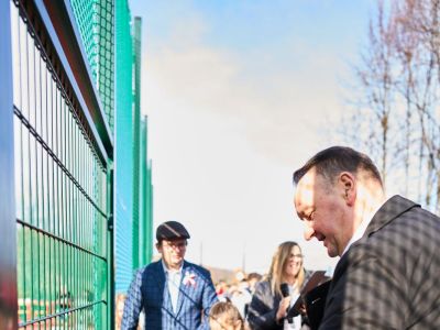 Otwarcie nowego boiska w Przyłękowie w patriotycznym nastroju - zdjęcie20