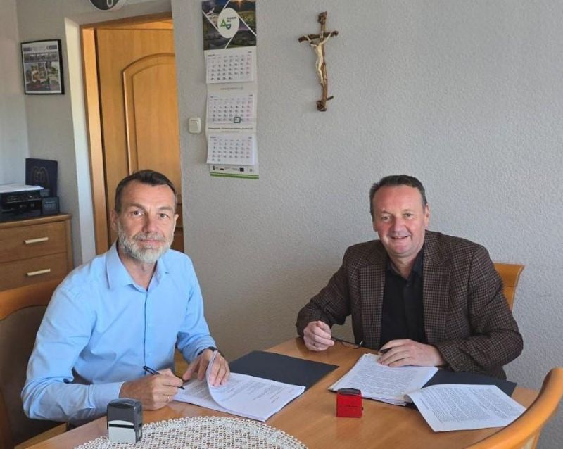 Podpisanie umowy na realizację obiektów mostowych